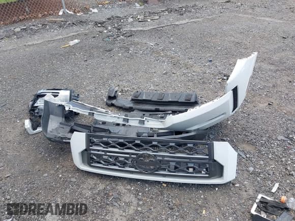 ✅ 2024 Nissan Frontier SV • VIN: 1N6ED1EK3RN634443 • Lot: 43102421. Listed on IAAI with 16,339 mi. Free auction sales archive from the USA and detailed vehicle history report at DreamBid. Image 11.