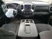 ✅ 2020 Chevrolet Silverado 1500 LT • VIN: 1GCUYDED0LZ323297 • Lot: 79124984. Wystawiony na Copart z przebiegiem 61 392 mil. Bezpłatny archiwum sprzedaży aukcyjnych z USA i szczegółowy raport historii pojazdu na DreamBid. Zdjęcie 8.