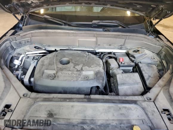 ✅ 2016 Volvo XC90 T6 Inscription • VIN: YV4A22PL2G1043900 • Lot: 61928945. Listed on Copart with 123,112 mi. Free auction sales archive from the USA and detailed vehicle history report at DreamBid. Image 12.