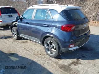✅ 2023 Hyundai Venue SEL • VIN: KMHRC8A36PU245177 • Lot: 41373932. Wystawiony na IAAI z przebiegiem 39 750 mil. Bezpłatny archiwum sprzedaży aukcyjnych z USA i szczegółowy raport historii pojazdu na DreamBid. Zdjęcie 3.