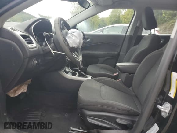 ✅ 2018 Jeep Compass Sport • VIN: 3C4NJDAB5JT107799 • Лот: 80172315. Опубликован ранее на Copart с пробегом 23 380 миль. Бесплатный доступ к архиву аукционных продаж из США и подробный отчёт об истории автомобиля на DreamBid. Изображение 7.