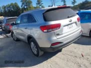 ✅ 2017 Kia Sorento LX • VIN: 5XYPG4A39HG272840 • Лот: 43432407. Опубликован ранее на IAAI с пробегом 93 384 миль. Бесплатный доступ к архиву аукционных продаж из США и подробный отчёт об истории автомобиля на DreamBid. Изображение 3.