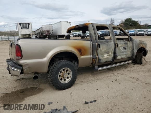 ✅ 2004 Ford F-350 XL • VIN: 1FTSW31PX4EA85099 • Lot: 48796985. Listed on Copart with Not provided. Free auction sales archive from the USA and detailed vehicle history report at DreamBid. Image 3.