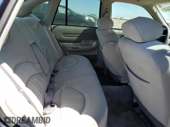 ✅ 1997 Ford Crown Victoria LX • VIN: 2FALP74W6VX132940 • Lot: 61654415. Wystawiony na Copart z przebiegiem 72 053 mil. Bezpłatny archiwum sprzedaży aukcyjnych z USA i szczegółowy raport historii pojazdu na DreamBid. Zdjęcie 10.