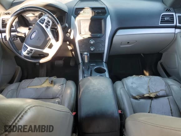 ✅ 2011 Ford Explorer XLT • VIN: 1FMHK8D82BGA07341 • Lot: 85191985. Wystawiony na Copart z przebiegiem Nie podano. Bezpłatny archiwum sprzedaży aukcyjnych z USA i szczegółowy raport historii pojazdu na DreamBid. Zdjęcie 8.