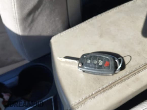 ✅ 2015 Hyundai Sonata SE • VIN: 5NPE24AF5FH233121 • Лот: 43636829. Опубликован ранее на IAAI с пробегом 168 195 миль. Бесплатный доступ к архиву аукционных продаж из США и подробный отчёт об истории автомобиля на DreamBid. Изображение 11.