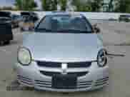 2005 Dodge Neon SXT z VIN 1B3ES56C15D149212, wystawiony jako Copart lot #56222775 z przebiegiem 112 383 mil mil oraz Szkoda całkowita • Salvage title. Historia ofert i sprzedaży dostępna na DreamBid. Obrazek 5.