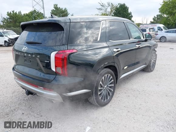 ✅ 2024 Hyundai Palisade Calligraphy • VIN: KM8R7DGE8RU736536 • Лот: 43180906. Опубликован ранее на IAAI с пробегом 7 923 миль. Бесплатный доступ к архиву аукционных продаж из США и подробный отчёт об истории автомобиля на DreamBid. Изображение 4.