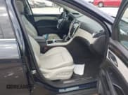 ✅ 2015 Cadillac SRX Performance Collection • VIN: 3GYFNFE38FS546171 • Lot: 43368585. Listed on IAAI with 127,058 mi. Free auction sales archive from the USA and detailed vehicle history report at DreamBid. Image 5.