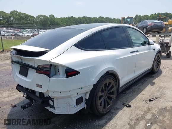 ✅ 2022 Tesla Model X Plaid • VIN: 7SAXCBE69NF354836 • Лот: 42405648. Опубликован ранее на IAAI с пробегом Не указан. Бесплатный доступ к архиву аукционных продаж из США и подробный отчёт об истории автомобиля на DreamBid. Изображение 4.