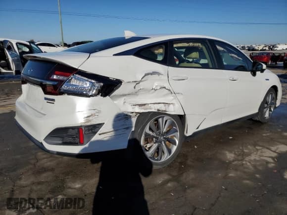 ✅ 2020 Honda Clarity Touring • VIN: JHMZC5F37LC002648 • Lot: 92726505. Wystawiony na Copart z przebiegiem 43 317 mil. Bezpłatny archiwum sprzedaży aukcyjnych z USA i szczegółowy raport historii pojazdu na DreamBid. Zdjęcie 3.