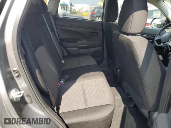 ✅ 2019 Mitsubishi Outlander Sport ES • VIN: JA4AH3AU8KU606085 • Lot: 63541934. Wystawiony na Copart z przebiegiem 26 836 mil. Bezpłatny archiwum sprzedaży aukcyjnych z USA i szczegółowy raport historii pojazdu na DreamBid. Zdjęcie 10.