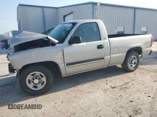 2004 Chevrolet Silverado 1500 z VIN 1GCEC14XX4Z163315, wystawiony jako Copart lot #69298635 z przebiegiem 262 808 mil mil oraz Nie do naprawy • Non repairable. Historia ofert i sprzedaży dostępna na DreamBid. Obrazek 1.