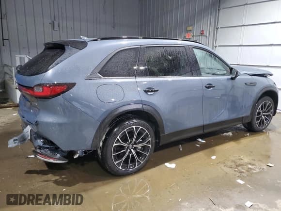 ✅ 2025 Mazda CX-70 Premium • VIN: JM3KJDHA6S1113577 • Lot: 42619325. Wystawiony na Copart z przebiegiem Nie podano. Bezpłatny archiwum sprzedaży aukcyjnych z USA i szczegółowy raport historii pojazdu na DreamBid. Zdjęcie 3.