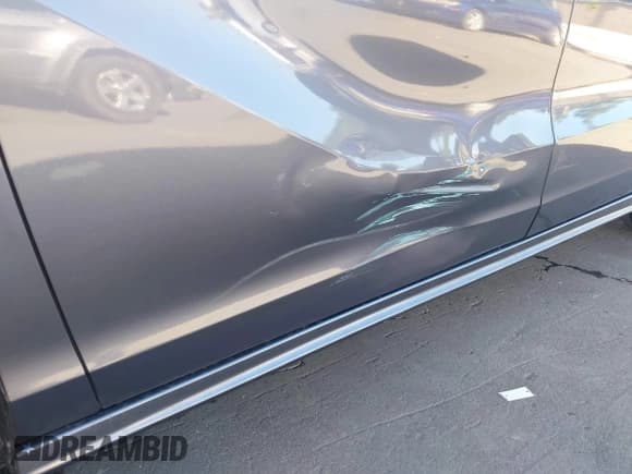 ✅ 2026 Honda Odyssey Touring • VIN: 5FNRL6H86TB015099 • Lot: 43633848. Listed on IAAI with 897 mi. Free auction sales archive from the USA and detailed vehicle history report at DreamBid. Image 6.