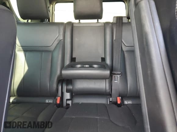 ✅ 2017 Land Rover Discovery HSE • VIN: SALRRBBK1HA024717 • Lot: 62001255. Wystawiony na Copart z przebiegiem 129 983 mil. Bezpłatny archiwum sprzedaży aukcyjnych z USA i szczegółowy raport historii pojazdu na DreamBid. Zdjęcie 10.