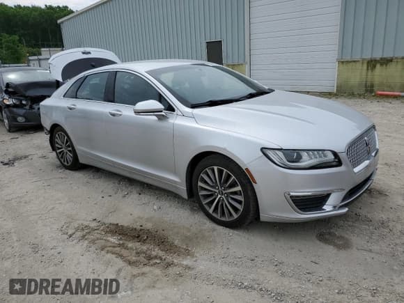✅ 2017 Lincoln MKZ Premiere • VIN: 3LN6L5A96HR657016 • Lot: 58348484. Wystawiony na Copart z przebiegiem 66 174 mil. Bezpłatny archiwum sprzedaży aukcyjnych z USA i szczegółowy raport historii pojazdu na DreamBid. Zdjęcie 4.