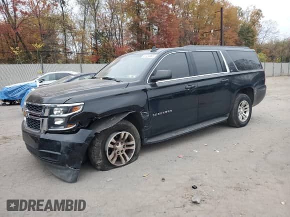 2019 Chevrolet Suburban LT с VIN 1GNSKHKC3KR162560, выставлен на аукционе Copart как лот 87454065 с пробегом 93 523 миль миль и Списание • Salvage title. История ставок и продаж доступна на DreamBid. Изображение 1.