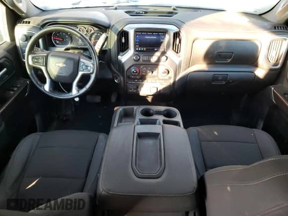 2021 Chevrolet Silverado 3500HD LT z VIN 1GC4YTEY5MF163725, wystawiony jako Copart lot #43392655 z przebiegiem 108 242 mil mil oraz Czysty tytuł • Clean title. Historia ofert i sprzedaży dostępna na DreamBid. Obrazek 8.