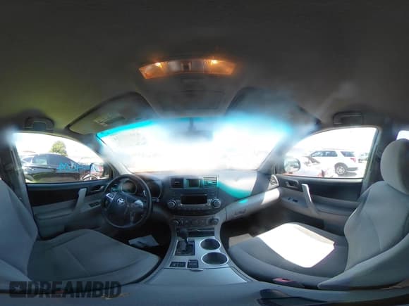 ✅ 2012 Toyota Highlander • VIN: 5TDBK3EH4CS111123 • Лот: 43024204. Опубликован ранее на IAAI с пробегом 280 170 миль. Бесплатный доступ к архиву аукционных продаж из США и подробный отчёт об истории автомобиля на DreamBid. Изображение 18.