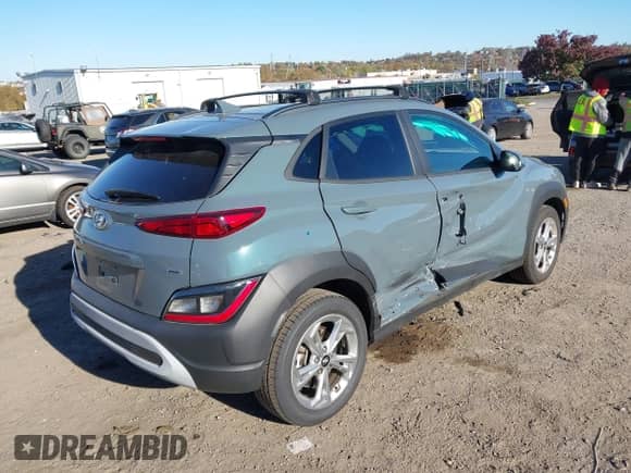 2022 Hyundai Kona SEL with VIN KM8K6CAB9NU838323, listed as a IAAI auction lot 43528116 with 27,859 mi miles and . Bid and sale history available at DreamBid. Image 4.