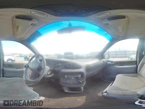 ✅ 2000 Dodge Caravan SE • VIN: 1B4GP44G2YB583404 • Lot: 69976215. Listed on Copart with Not provided. Free auction sales archive from the USA and detailed vehicle history report at DreamBid. Image 15.