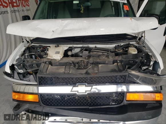 ✅ 2017 Chevrolet Express Passenger LT • VIN: 1GAZGMFG3H1267792 • Лот: 59131635. Опубликован ранее на Copart с пробегом 105 259 миль. Бесплатный доступ к архиву аукционных продаж из США и подробный отчёт об истории автомобиля на DreamBid. Изображение 12.