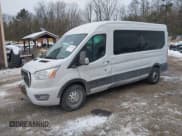 ✅ 2022 Ford Transit Passenger XL • VIN: 1FBAX9CG9NKA49419 • Лот: 41342452. Опубликован ранее на IAAI с пробегом 17 602 миль. Бесплатный доступ к архиву аукционных продаж из США и подробный отчёт об истории автомобиля на DreamBid. Изображение 2.