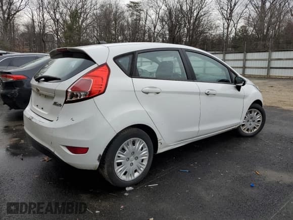 ✅ 2015 Ford Fiesta S • VIN: 3FADP4TJ3FM219779 • Lot: 86576974. Listed on Copart with 262,121 mi. Free auction sales archive from the USA and detailed vehicle history report at DreamBid. Image 3.
