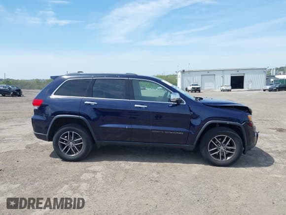 ✅ 2018 Jeep Grand Cherokee Limited • VIN: 1C4RJFBG8JC363454 • Lot: 42152111. Listed on IAAI with 68,653 mi. Free auction sales archive from the USA and detailed vehicle history report at DreamBid. Image 13.