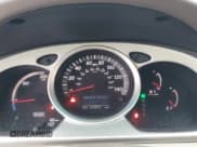 ✅ 2006 Toyota Highlander Limited • VIN: JTEEW21A860031914 • Lot: 43864051. Wystawiony na IAAI z przebiegiem 289 591 mil. Bezpłatny archiwum sprzedaży aukcyjnych z USA i szczegółowy raport historii pojazdu na DreamBid. Zdjęcie 7.