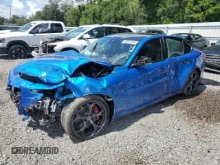 ✅ 2018 Alfa Romeo Giulia Ti Sport • VIN: ZARFAECN7J7594807 • Lot: 69482685. Wystawiony na Copart z przebiegiem Nie podano. Bezpłatny archiwum sprzedaży aukcyjnych z USA i szczegółowy raport historii pojazdu na DreamBid. Zdjęcie 1.