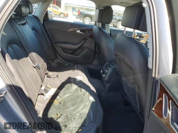 ✅ 2017 Audi A6 Prestige • VIN: WAUH2AFC1HN031208 • Лот: 84205745. Опубликован ранее на Copart с пробегом 117 034 миль. Бесплатный доступ к архиву аукционных продаж из США и подробный отчёт об истории автомобиля на DreamBid. Изображение 10.