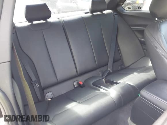 ✅ 2016 BMW 2 Series M235i • VIN: WBA1J7C53GV359418 • Лот: 42961196. Опубликован ранее на IAAI с пробегом 78 773 миль. Бесплатный доступ к архиву аукционных продаж из США и подробный отчёт об истории автомобиля на DreamBid. Изображение 8.