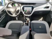 ✅ 2019 Chevrolet Bolt EV LT • VIN: 1G1FY6S09K4107944 • Lot: 52463135. Wystawiony na Copart z przebiegiem 50 556 mil. Bezpłatny archiwum sprzedaży aukcyjnych z USA i szczegółowy raport historii pojazdu na DreamBid. Zdjęcie 8.