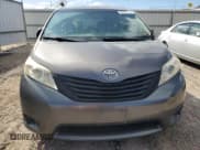 ✅ 2015 Toyota Sienna L • VIN: 5TDZK3DC2FS539748 • Lot: 80321745. Listed on Copart with 129,747 mi. Free auction sales archive from the USA and detailed vehicle history report at DreamBid. Image 5.