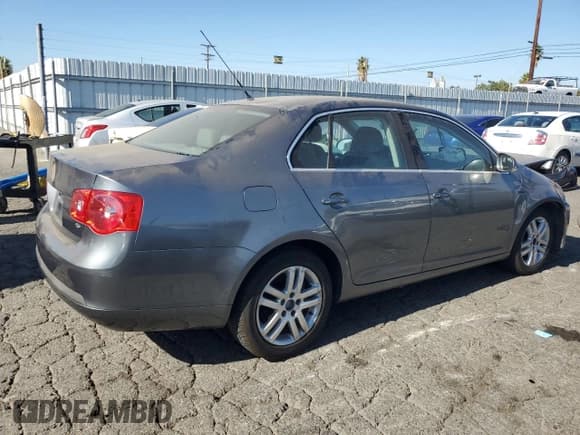 ✅ 2007 Volkswagen Jetta Wolfsburg Edition • VIN: 3VWEF71K87M142890 • Lot: 80213565. Listed on Copart with 123,081 mi. Free auction sales archive from the USA and detailed vehicle history report at DreamBid. Image 3.
