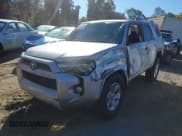 ✅ 2019 Toyota 4Runner SR5 Premium • VIN: JTEZU5JR0K5195931 • Lot: 43584493. Wystawiony na IAAI z przebiegiem 111 244 mil. Bezpłatny archiwum sprzedaży aukcyjnych z USA i szczegółowy raport historii pojazdu na DreamBid. Zdjęcie 2.