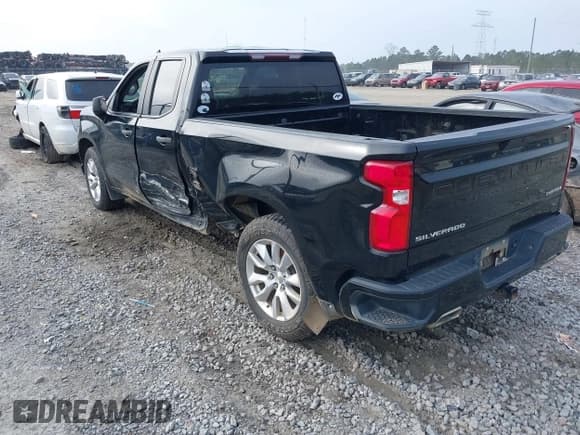 ✅ 2020 Chevrolet Silverado 1500 Custom • VIN: 1GCRWBEF3LZ196448 • Lot: 41508665. Wystawiony na IAAI z przebiegiem 95 187 mil. Bezpłatny archiwum sprzedaży aukcyjnych z USA i szczegółowy raport historii pojazdu na DreamBid. Zdjęcie 3.