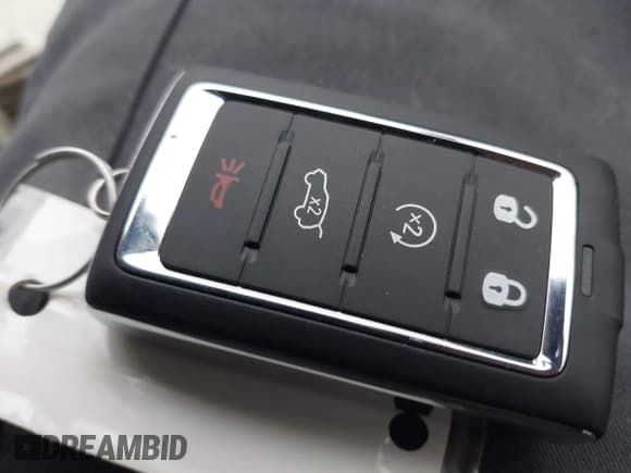 ✅ 2025 Jeep Grand Cherokee Altitude X • VIN: 1C4RJKAGXS8667884 • Lot: 43475684. Listed on IAAI with 15,020 mi. Free auction sales archive from the USA and detailed vehicle history report at DreamBid. Image 11.