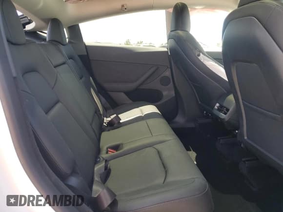 ✅ 2023 Tesla Model Y Long Range • VIN: 7SAYGDEE4PF738828 • Lot: 67268345. Wystawiony na Copart z przebiegiem 18 656 mil. Bezpłatny archiwum sprzedaży aukcyjnych z USA i szczegółowy raport historii pojazdu na DreamBid. Zdjęcie 10.