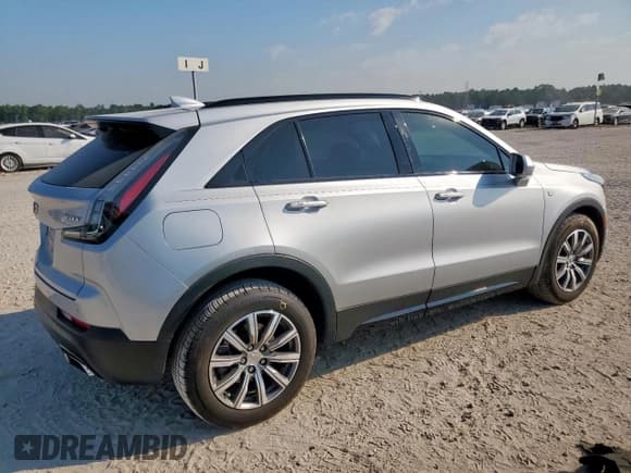 ✅ 2019 Cadillac XT4 FWD Sport • VIN: 1GYFZER45KF228377 • Лот: 84746865. Опубликован ранее на Copart с пробегом 75 151 миль. Бесплатный доступ к архиву аукционных продаж из США и подробный отчёт об истории автомобиля на DreamBid. Изображение 3.