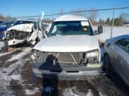 ✅ 2006 Chevrolet Silverado 1500 • VIN: 1GBHC23246F128626 • Лот: 41574542. Опубликован ранее на IAAI с пробегом Не указан. Бесплатный доступ к архиву аукционных продаж из США и подробный отчёт об истории автомобиля на DreamBid. Изображение 12.