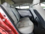 ✅ 2017 Hyundai Elantra SE • VIN: 5NPD74LF1HH195321 • Лот: 89558835. Опубликован ранее на Copart с пробегом 158 624 миль. Бесплатный доступ к архиву аукционных продаж из США и подробный отчёт об истории автомобиля на DreamBid. Изображение 11.