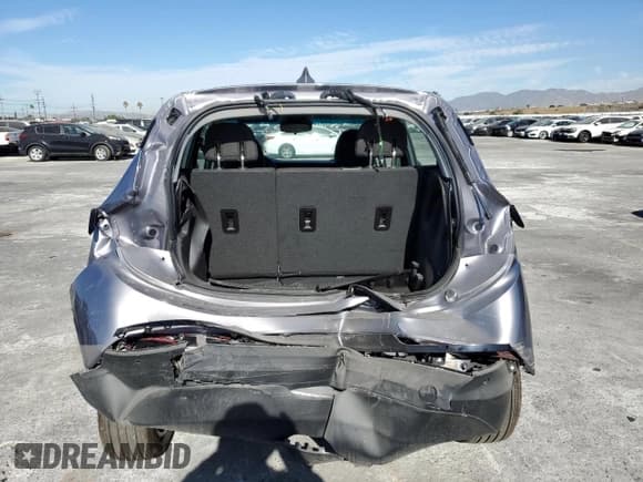 ✅ 2023 Chevrolet Bolt EV 1LT • VIN: 1G1FW6S08P4169767 • Lot: 77887634. Wystawiony na Copart z przebiegiem 9 715 mil. Bezpłatny archiwum sprzedaży aukcyjnych z USA i szczegółowy raport historii pojazdu na DreamBid. Zdjęcie 6.