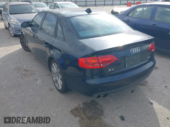 ✅ 2010 Audi A4 Premium • VIN: WAUAFAFL1AN027462 • Lot: 43760664. Listed on IAAI with 127,029 mi. Free auction sales archive from the USA and detailed vehicle history report at DreamBid. Image 3.