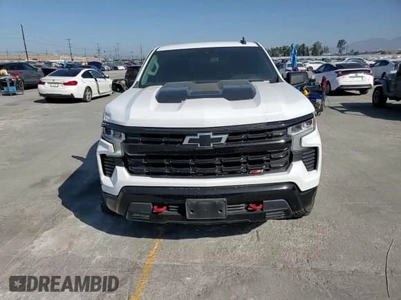 ✅ 2022 Chevrolet Silverado 1500 LT Trail Boss • VIN: 3GCUDFED2NG601935 • Lot: 57269695. Wystawiony na Copart z przebiegiem 62 485 mil. Bezpłatny archiwum sprzedaży aukcyjnych z USA i szczegółowy raport historii pojazdu na DreamBid. Zdjęcie 14.