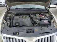 ✅ 2010 Lincoln MKS • VIN: 1LNHL9ER9AG603149 • Лот: 63664605. Опубликован ранее на Copart с пробегом 260 031 миль. Бесплатный доступ к архиву аукционных продаж из США и подробный отчёт об истории автомобиля на DreamBid. Изображение 11.