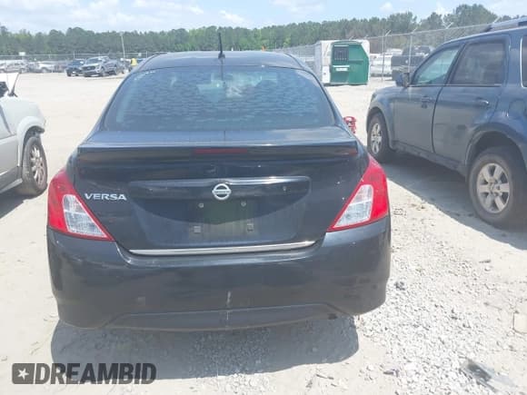 ✅ 2017 Nissan Versa S Plus • VIN: 3N1CN7APXHL890981 • Lot: 42176303. Listed on IAAI with 144,986 mi. Free auction sales archive from the USA and detailed vehicle history report at DreamBid. Image 17.