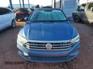 ✅ 2019 Volkswagen Jetta S • VIN: 3VWC57BUXKM068634 • Лот: 82447315. Опубликован ранее на Copart с пробегом 124 242 миль. Бесплатный доступ к архиву аукционных продаж из США и подробный отчёт об истории автомобиля на DreamBid. Изображение 5.